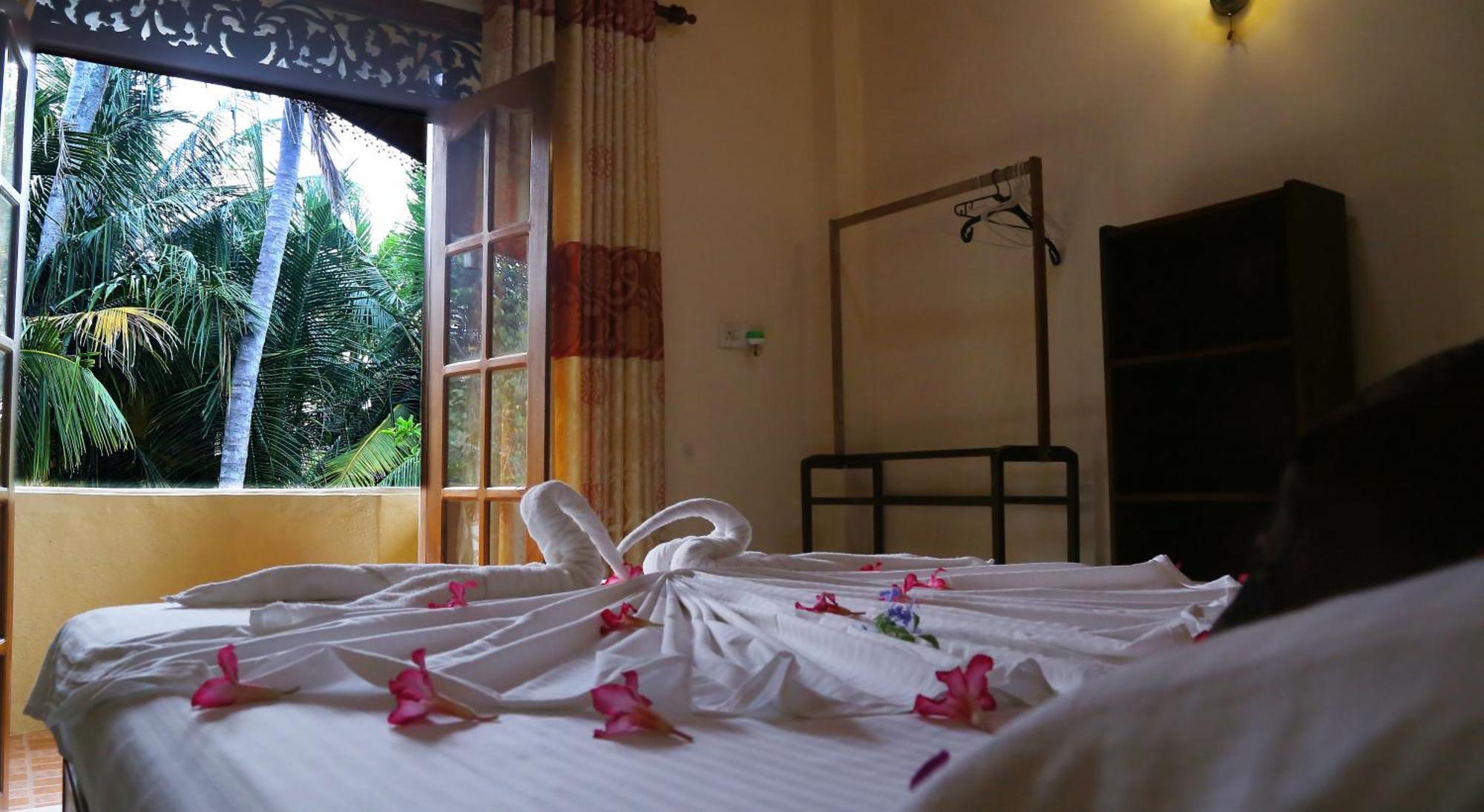 Serenity Villa Hikkaduwa Ngoại thất bức ảnh