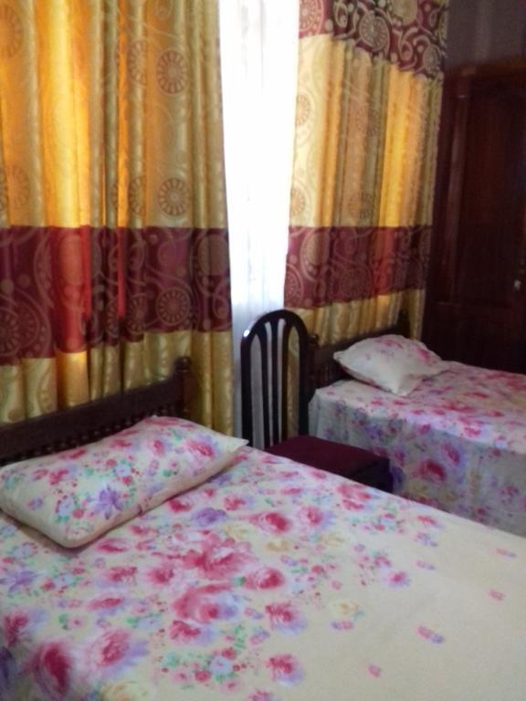 Serenity Villa Hikkaduwa Ngoại thất bức ảnh