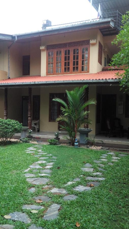 Serenity Villa Hikkaduwa Ngoại thất bức ảnh